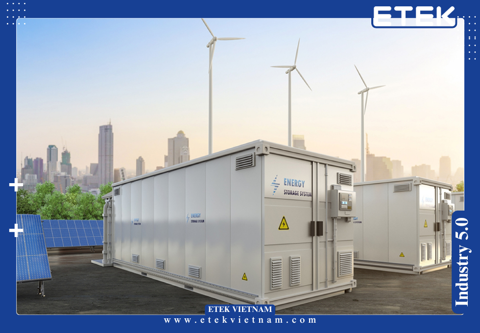 BESS KẾT HỢP ĐIỆN MẶT TRỜI